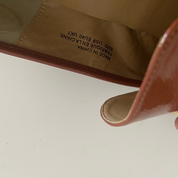 Shiny burned orange loafers with chunky heels - Picture 6 of 6